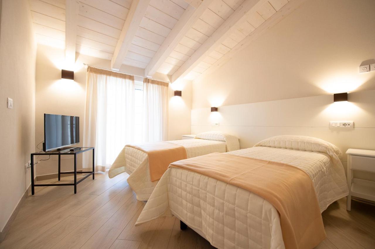 Villino Micol Camere A Due Passi Dal Mare 마리나 디 카라라 외부 사진